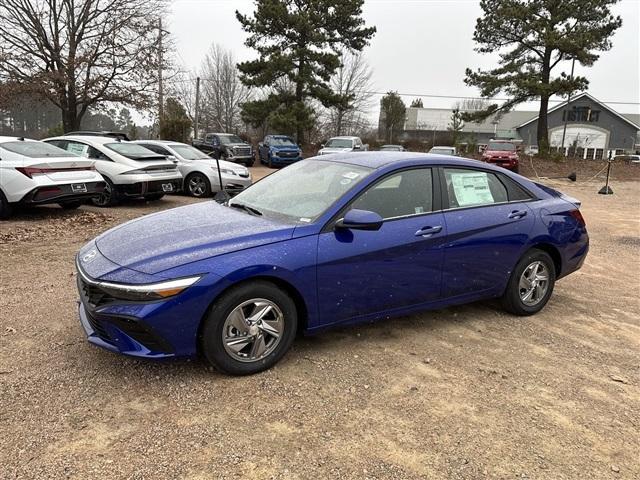 new 2025 Hyundai Elantra car, priced at $21,300