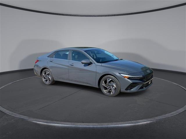 new 2024 Hyundai Elantra car, priced at $23,314