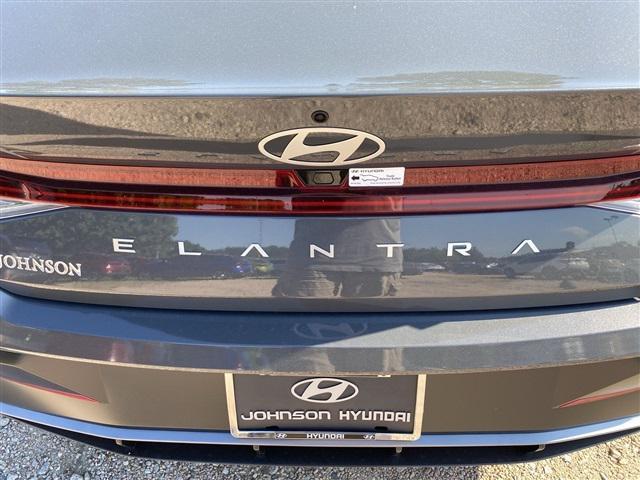 new 2024 Hyundai Elantra car, priced at $23,314