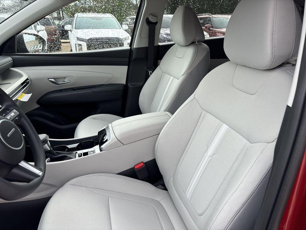 new 2025 Hyundai Tucson car, priced at $33,150