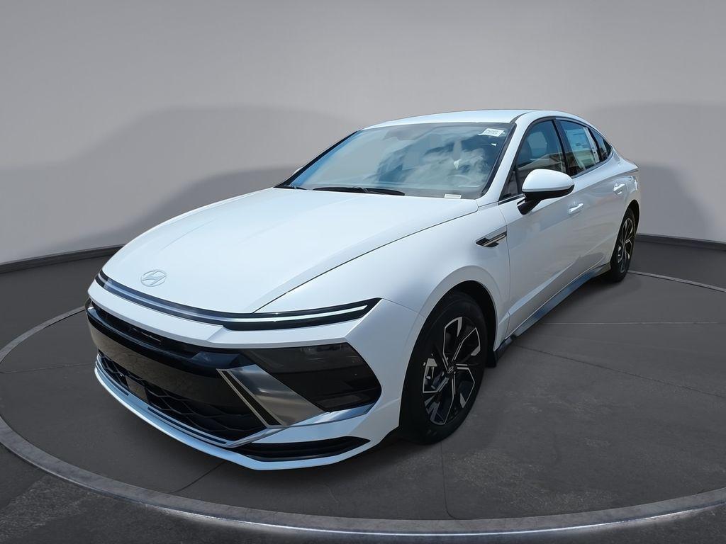 new 2025 Hyundai Sonata car, priced at $30,330