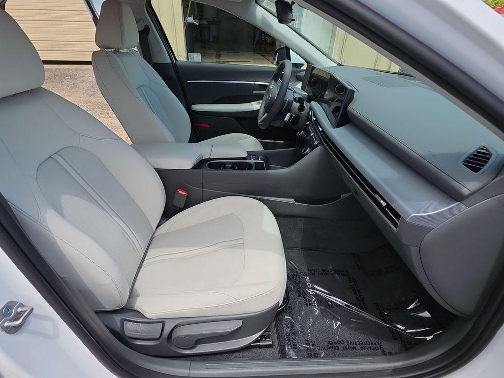 new 2025 Hyundai Sonata car, priced at $30,330