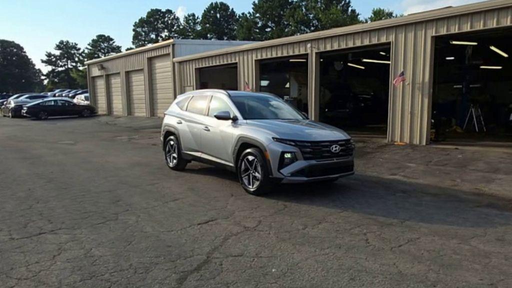 new 2025 Hyundai Tucson car, priced at $30,990