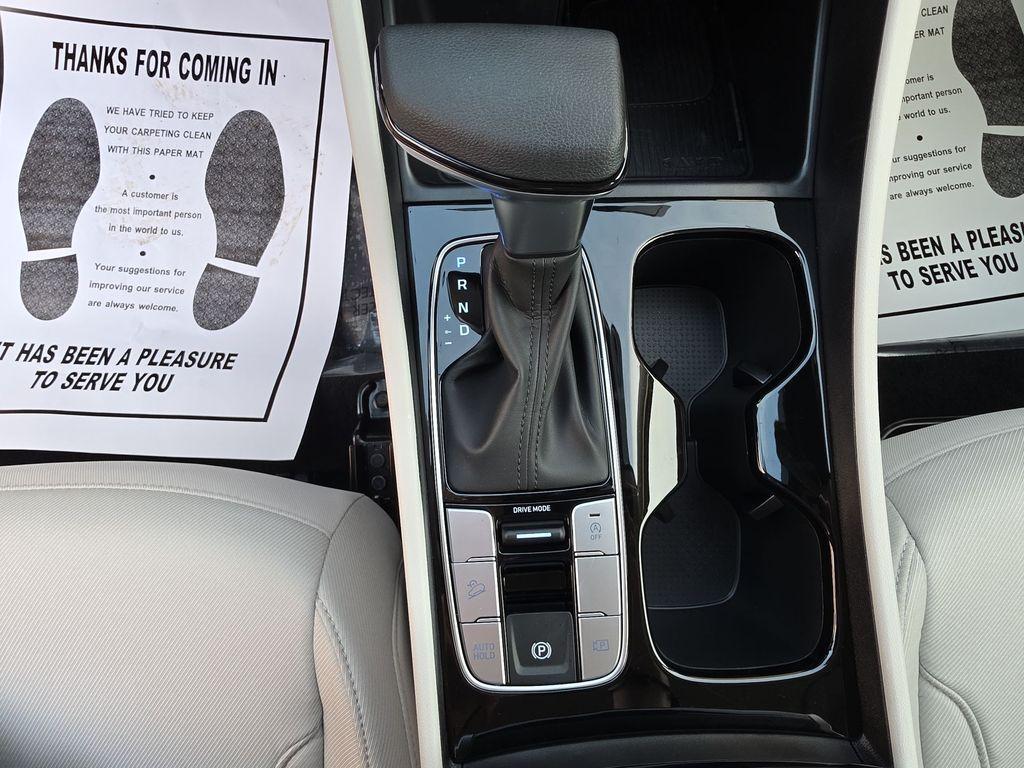 new 2025 Hyundai Tucson car, priced at $30,990