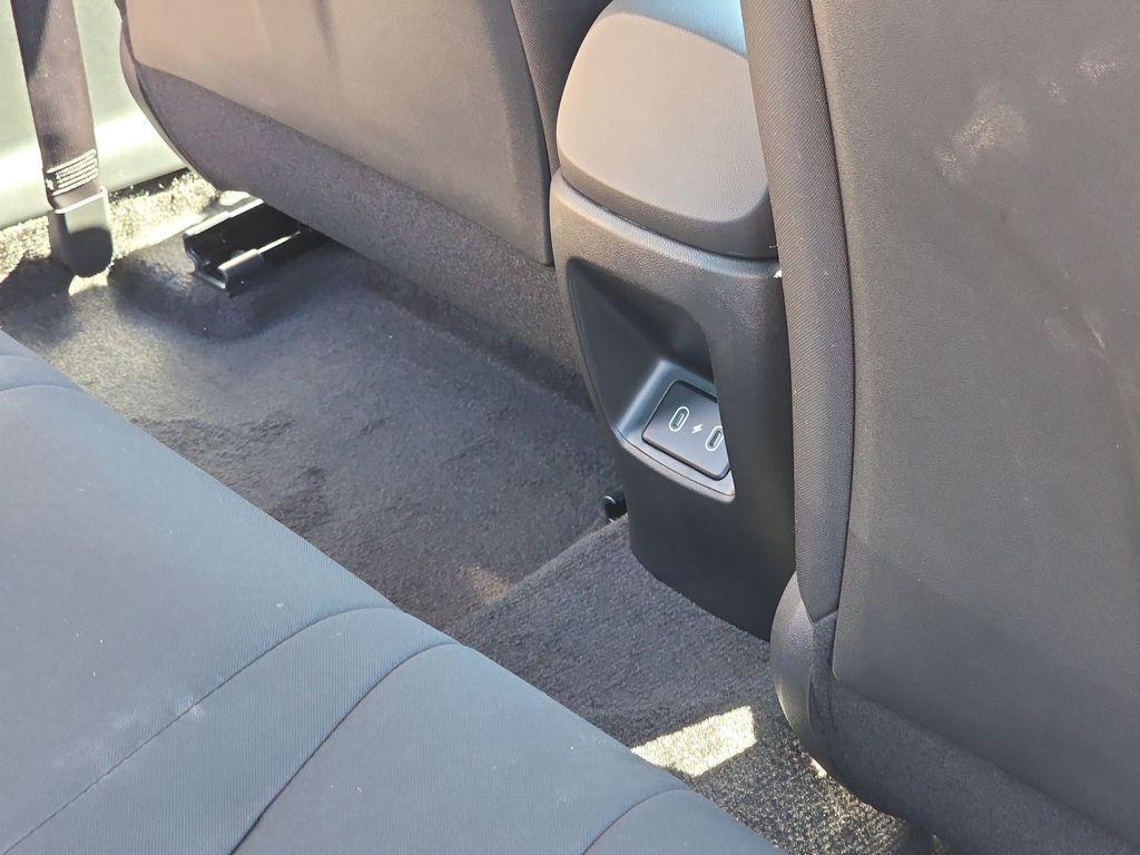 new 2025 Hyundai Elantra car, priced at $25,660