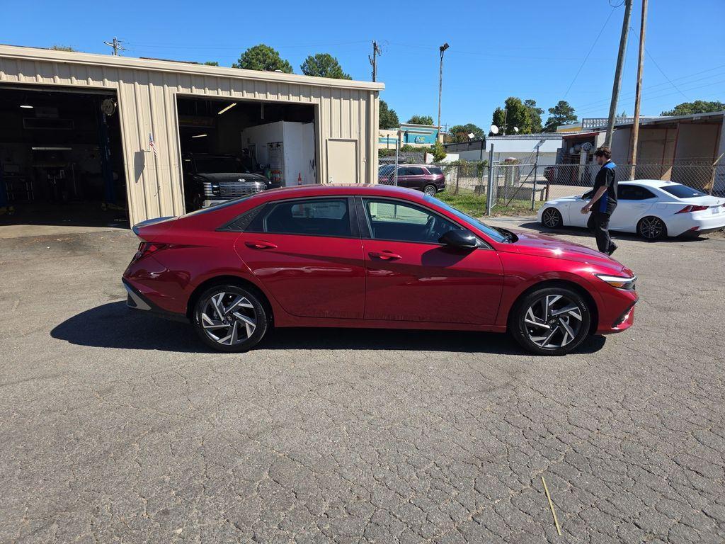 new 2025 Hyundai Elantra car, priced at $25,660