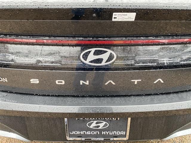 new 2025 Hyundai Sonata car, priced at $28,057