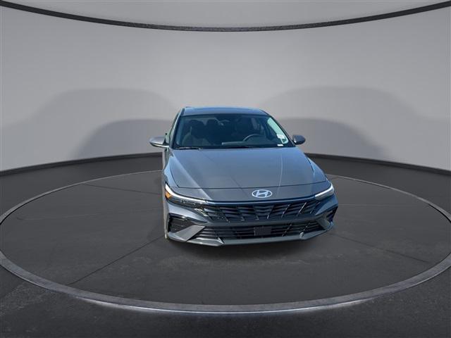 new 2024 Hyundai Elantra car, priced at $23,309