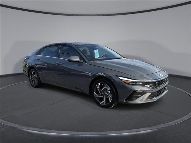 new 2024 Hyundai Elantra car, priced at $24,309