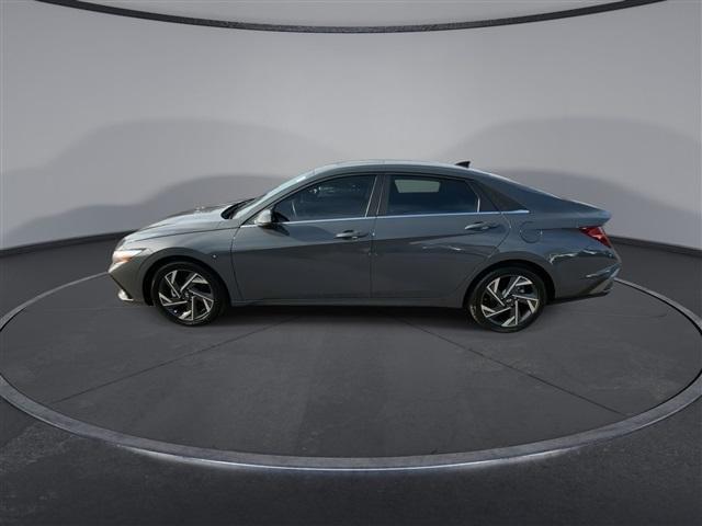 new 2024 Hyundai Elantra car, priced at $24,309