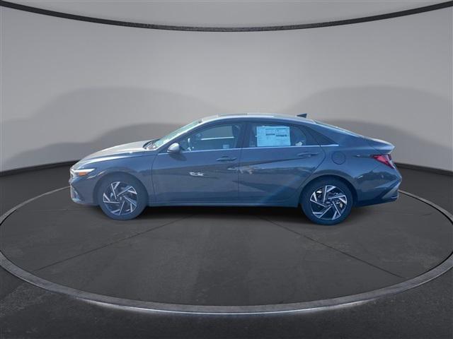 new 2024 Hyundai Elantra car, priced at $23,309