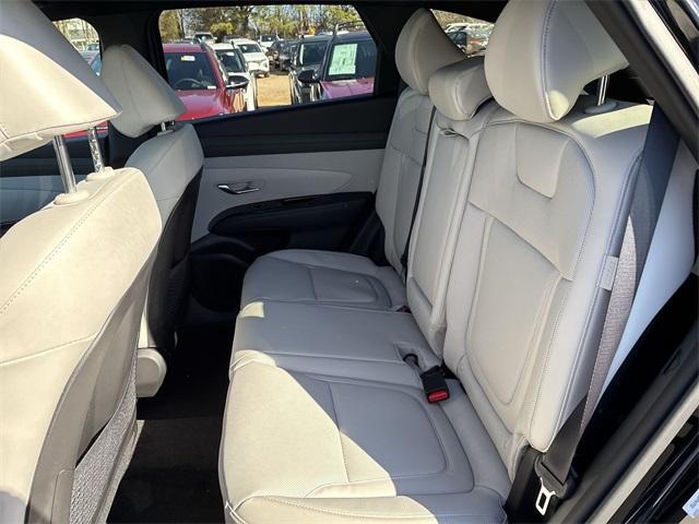 new 2025 Hyundai TUCSON Hybrid car, priced at $41,995