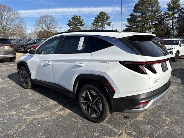 new 2025 Hyundai TUCSON Hybrid car, priced at $37,665