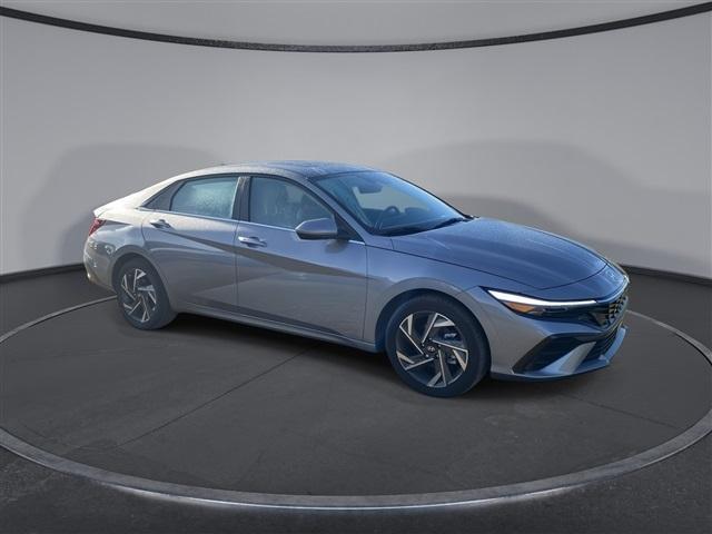 new 2024 Hyundai Elantra car, priced at $24,336