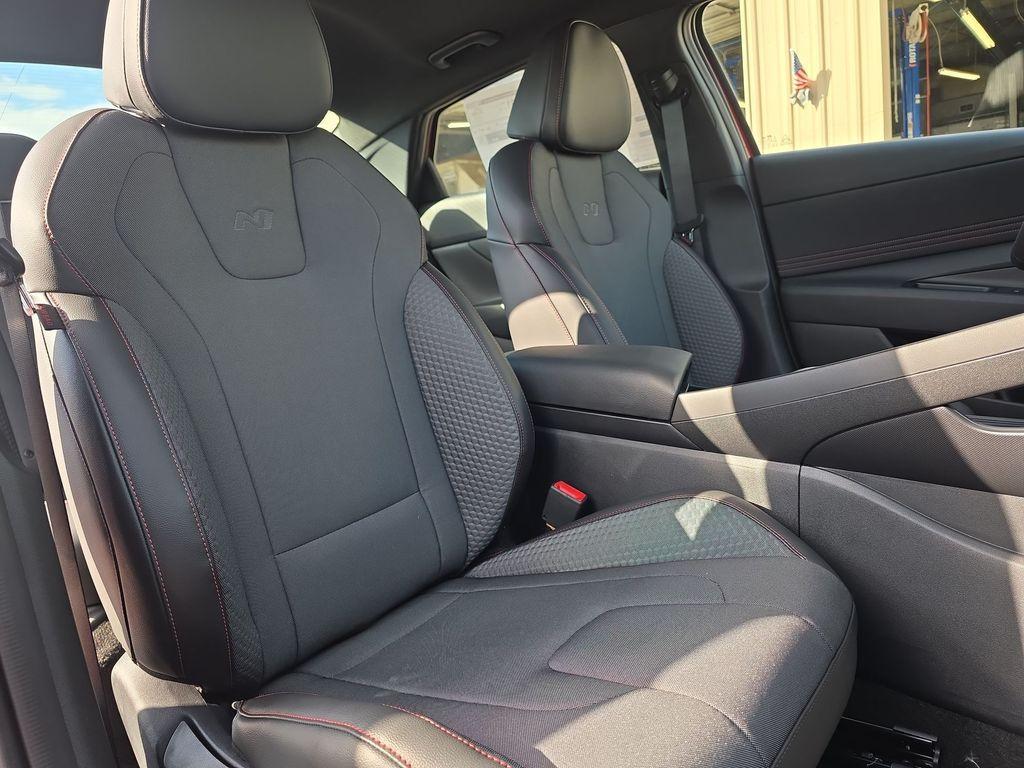 new 2025 Hyundai Elantra car, priced at $31,280