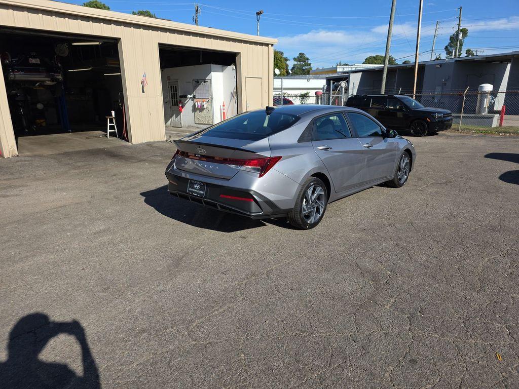 new 2025 Hyundai Elantra car, priced at $24,910