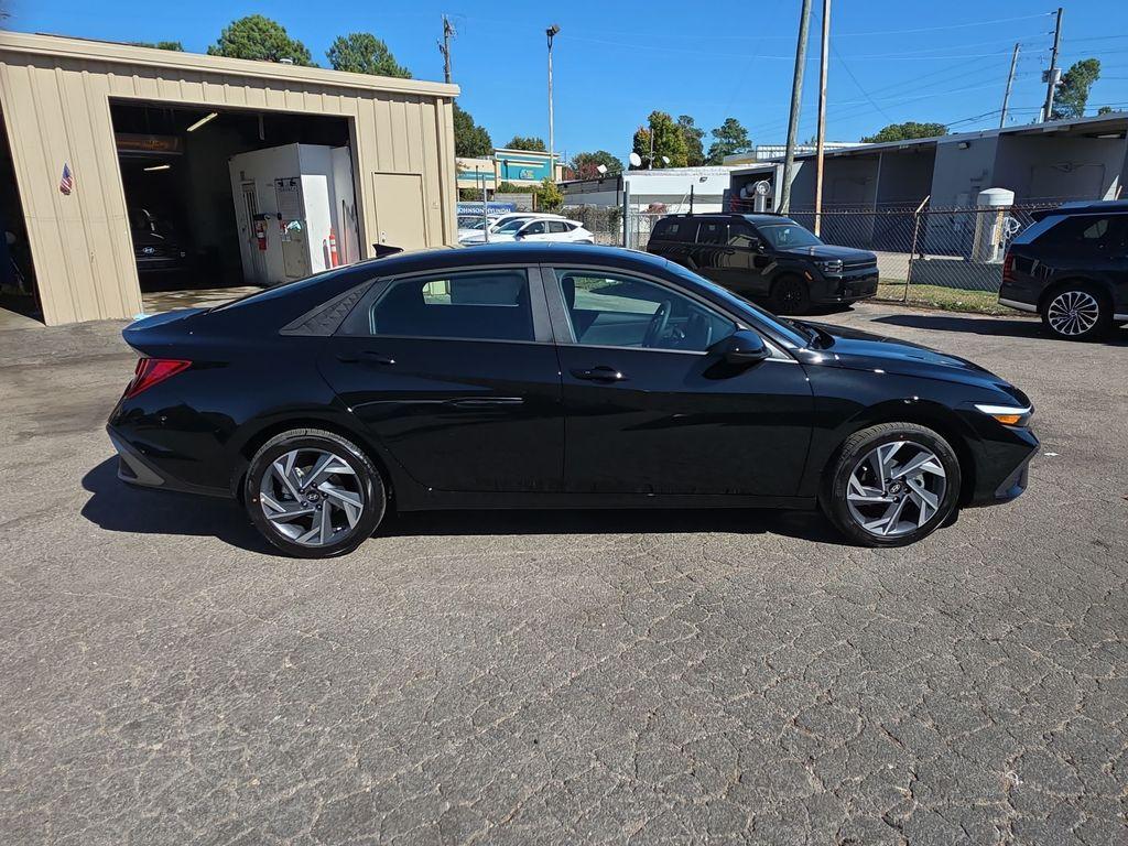 new 2025 Hyundai Elantra car, priced at $24,910