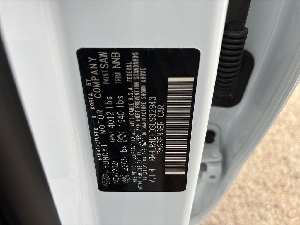 new 2025 Hyundai Elantra car, priced at $30,390