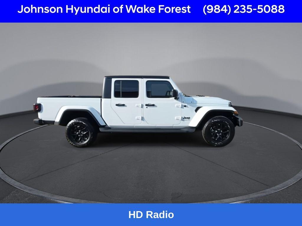 used 2022 Jeep Gladiator car, priced at $33,197