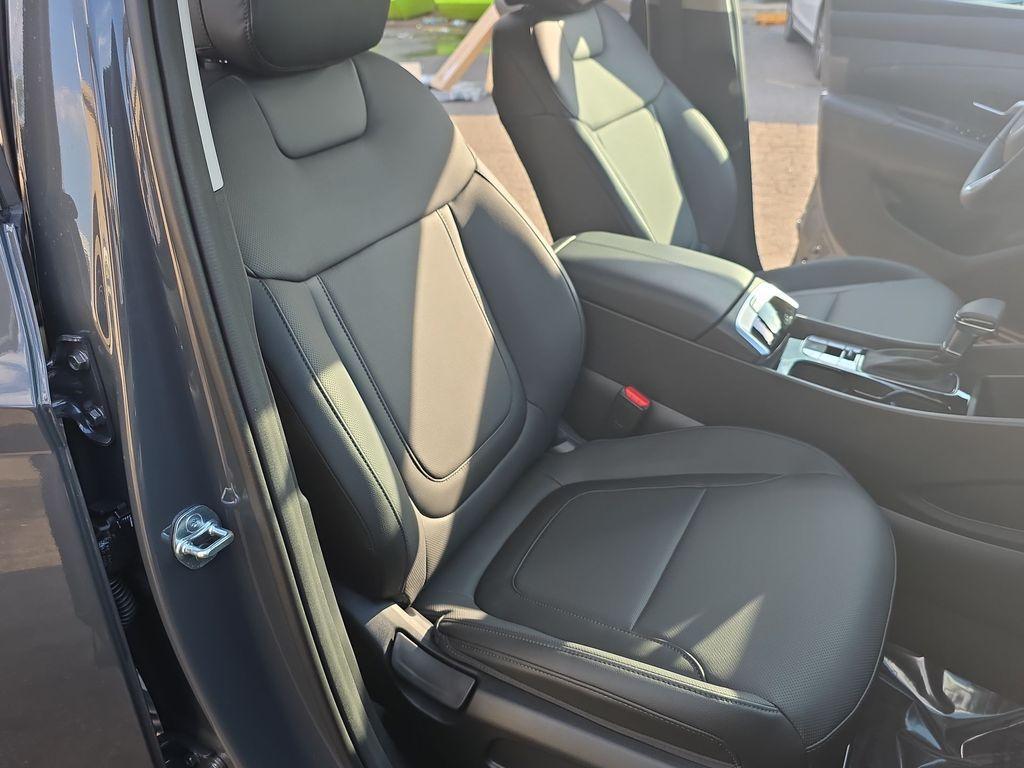 new 2026 Hyundai Tucson car, priced at $33,585