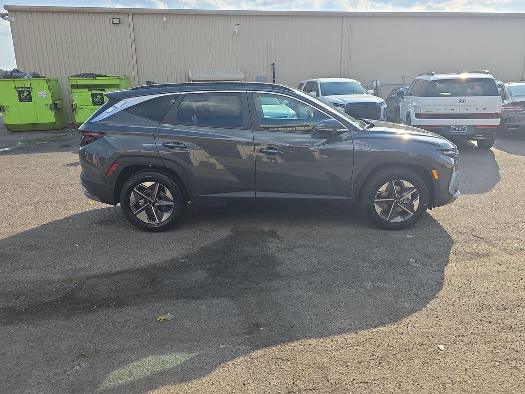 new 2026 Hyundai Tucson car, priced at $33,585