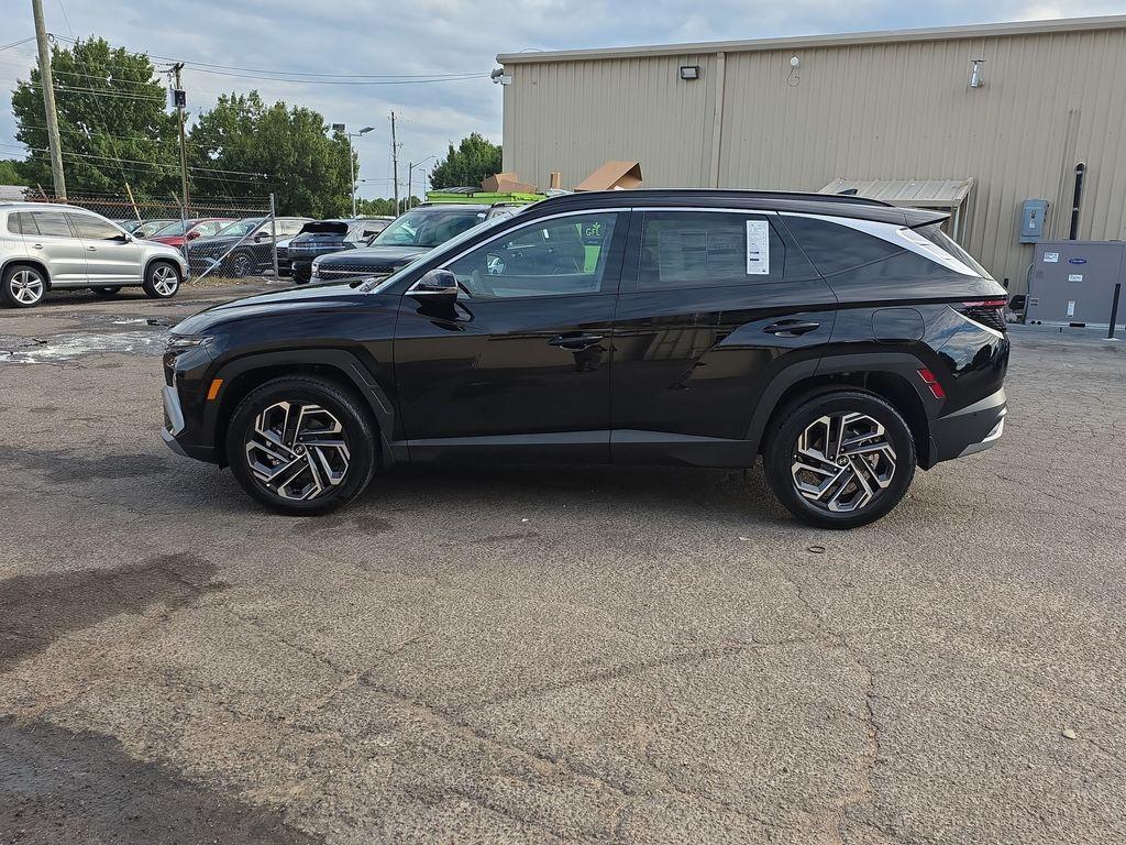new 2025 Hyundai TUCSON Hybrid car, priced at $40,735