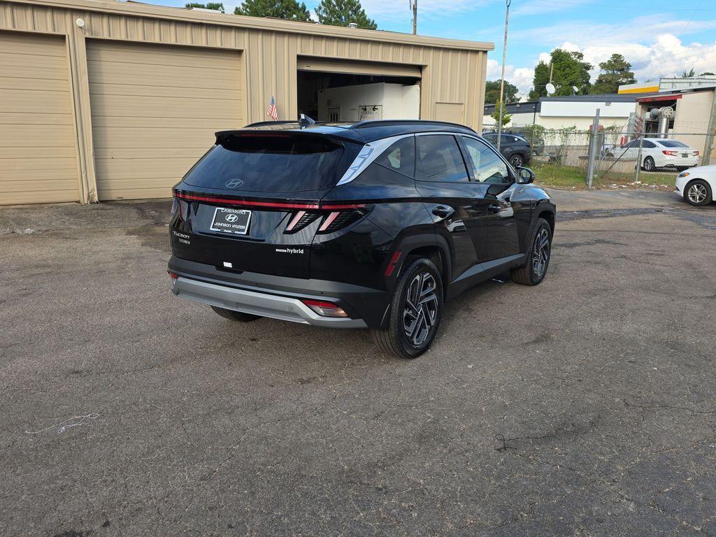 new 2025 Hyundai TUCSON Hybrid car, priced at $40,735