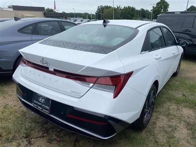 new 2024 Hyundai Elantra car, priced at $25,312