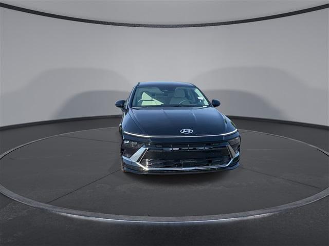 new 2024 Hyundai Sonata car, priced at $25,334