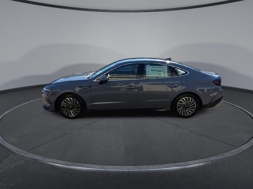 new 2026 Hyundai Sonata Hybrid car, priced at $39,575
