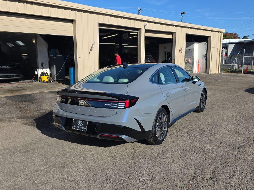 new 2026 Hyundai Sonata Hybrid car, priced at $39,575