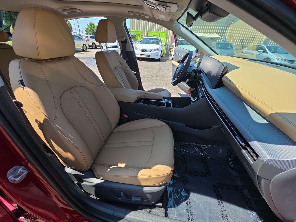 new 2024 Hyundai Sonata Hybrid car, priced at $33,940