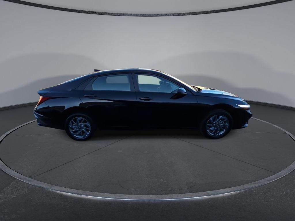 new 2026 Hyundai ELANTRA HEV car, priced at $26,585