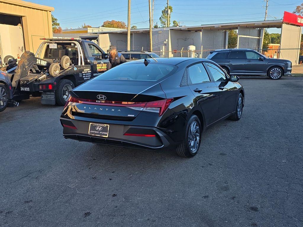 new 2026 Hyundai ELANTRA HEV car, priced at $26,585