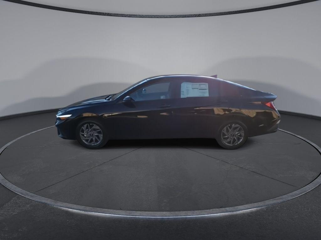new 2026 Hyundai ELANTRA HEV car, priced at $26,585