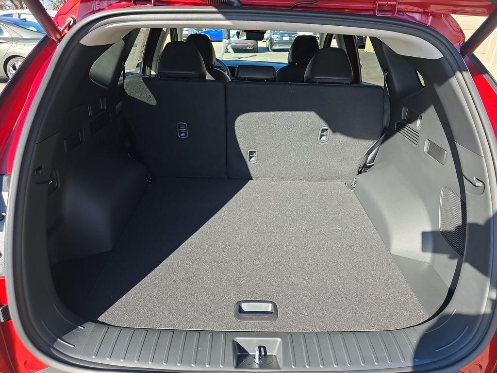 new 2026 Hyundai TUCSON Hybrid car, priced at $41,795