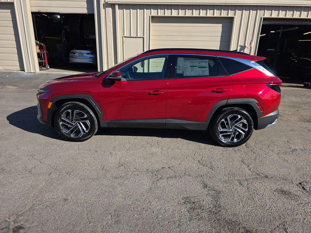 new 2026 Hyundai TUCSON Hybrid car, priced at $41,795