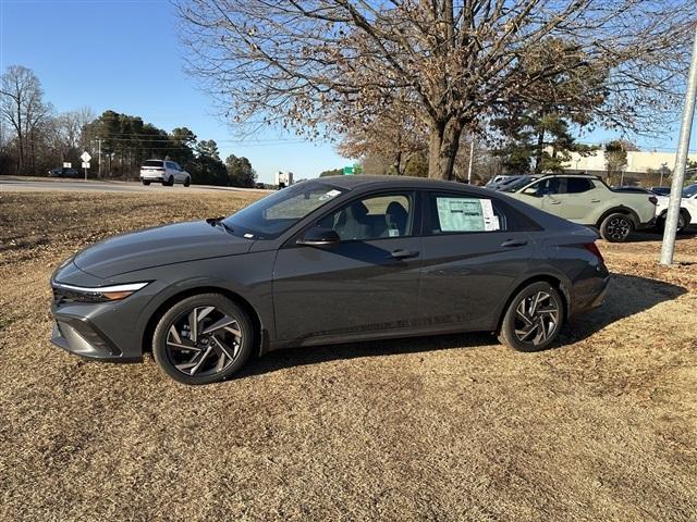 new 2025 Hyundai Elantra car, priced at $23,702