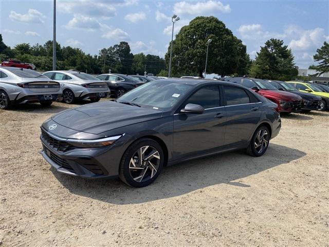 new 2024 Hyundai Elantra car, priced at $24,038