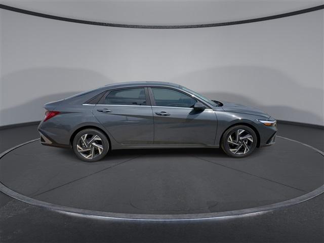 new 2024 Hyundai Elantra car, priced at $24,038