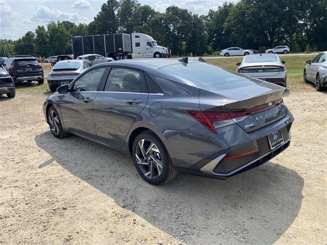 new 2024 Hyundai Elantra car, priced at $24,038