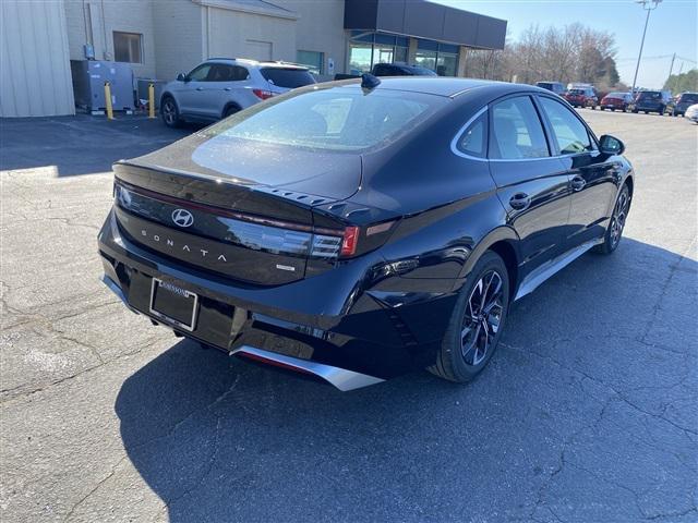 new 2024 Hyundai Sonata car, priced at $26,491