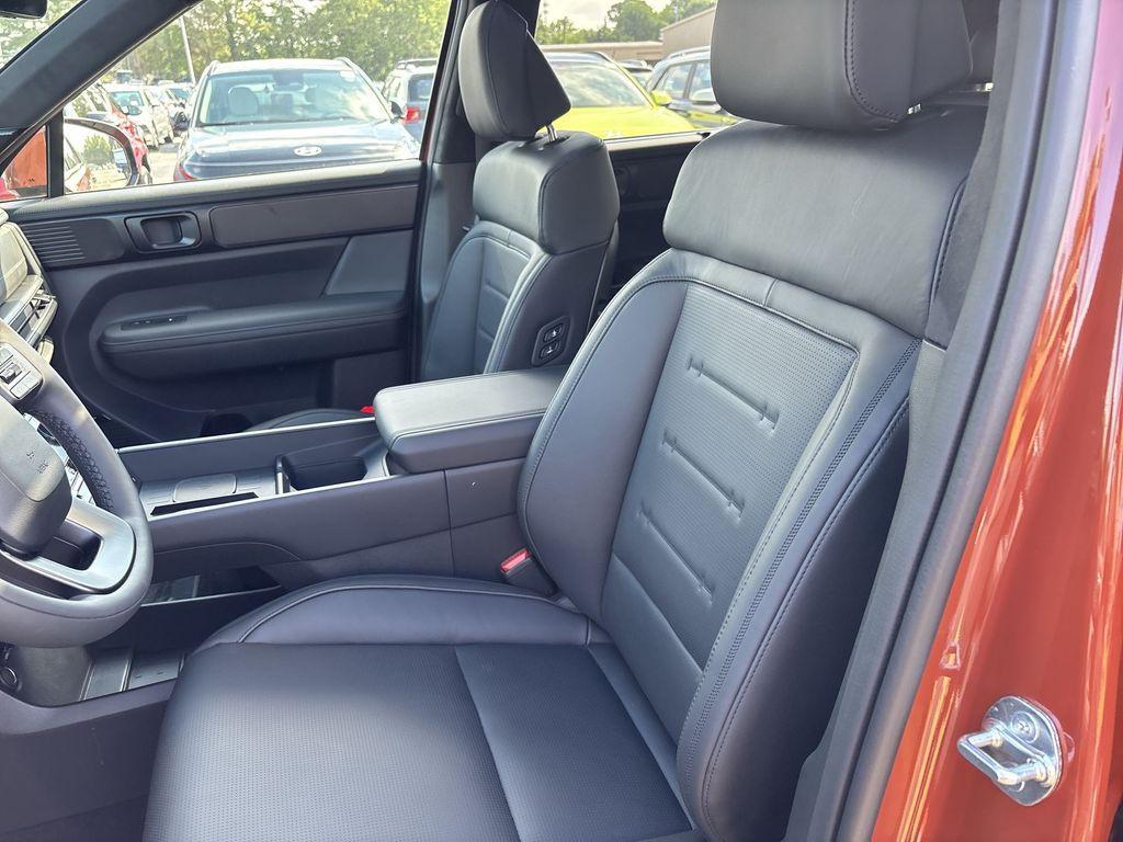 new 2025 Hyundai SANTA FE HEV car, priced at $46,744