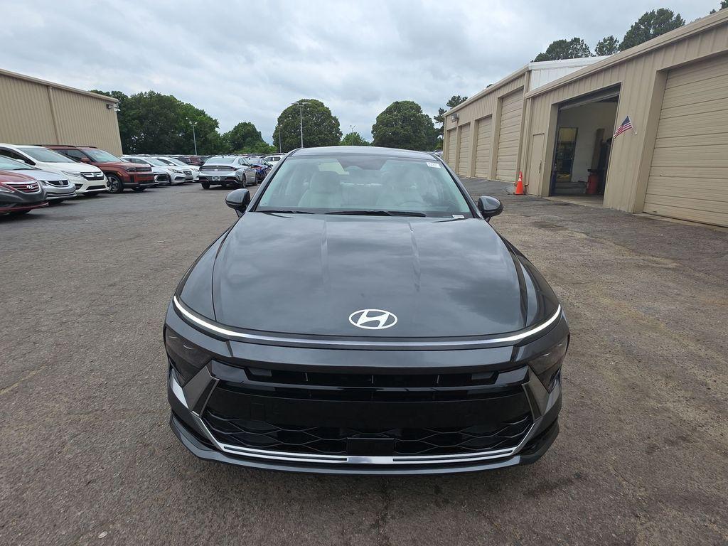 new 2025 Hyundai Sonata Hybrid car, priced at $33,080