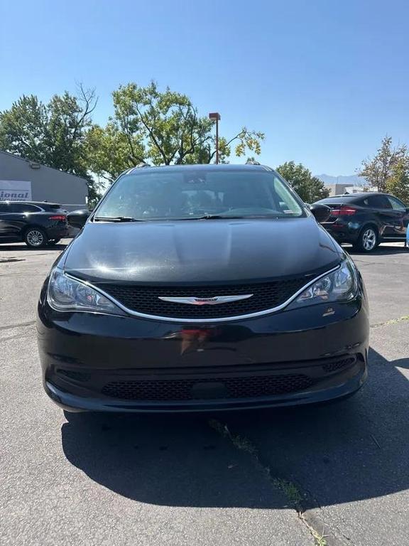 used 2021 Chrysler Voyager car