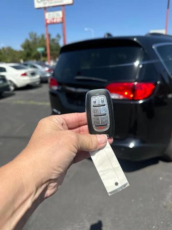 used 2021 Chrysler Voyager car