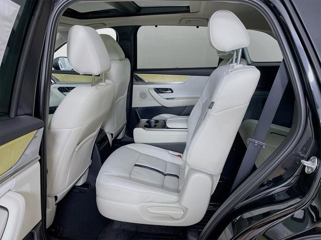new 2025 Mazda CX-90 car, priced at $55,834