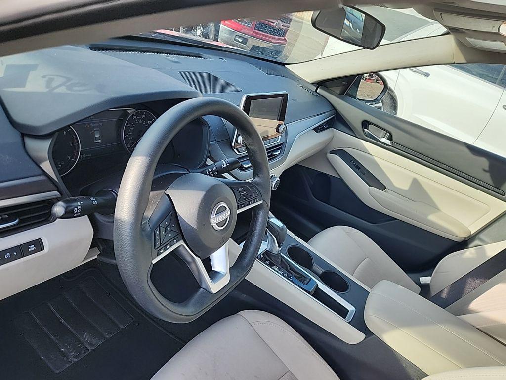 used 2025 Nissan Altima car, priced at $21,994