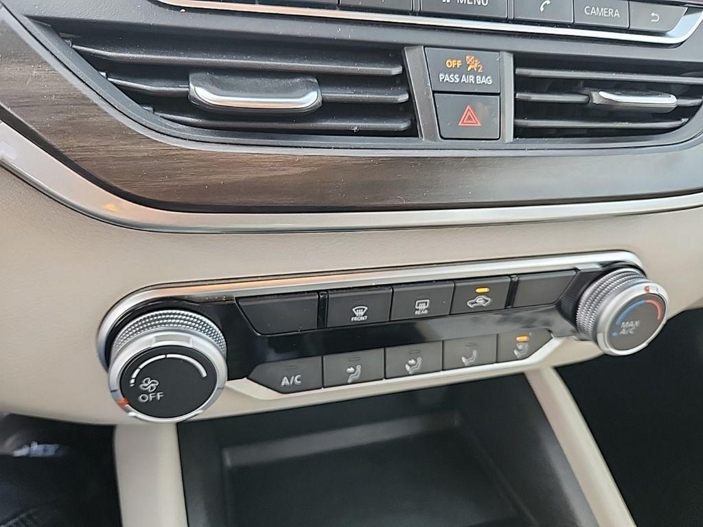 used 2025 Nissan Altima car, priced at $21,994