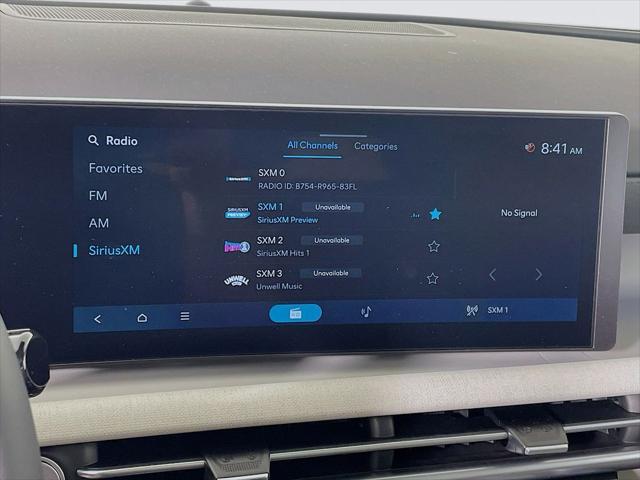 new 2025 Hyundai TUCSON Hybrid car, priced at $35,579